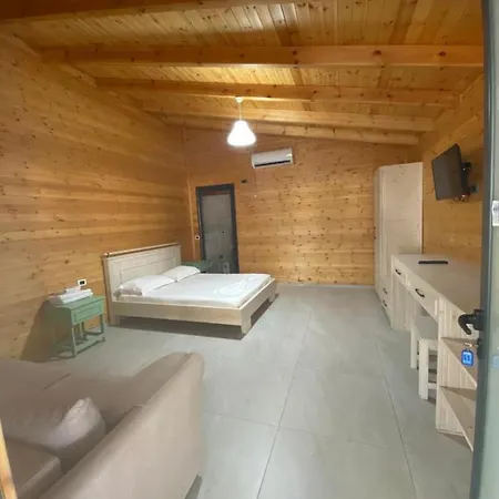 Apartment Kompleksi Algedi *