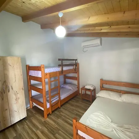 Kompleksi Algedi Zvernec