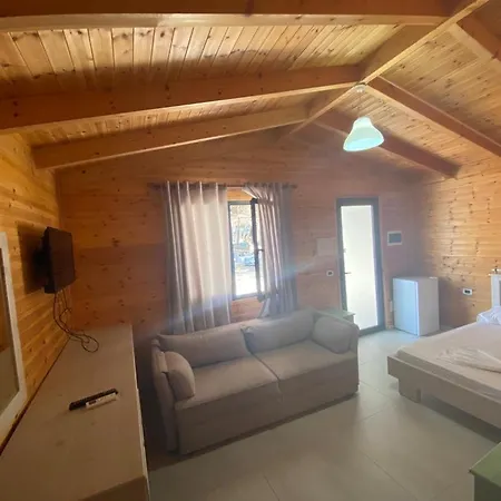 Apartment Kompleksi Algedi Zverneci